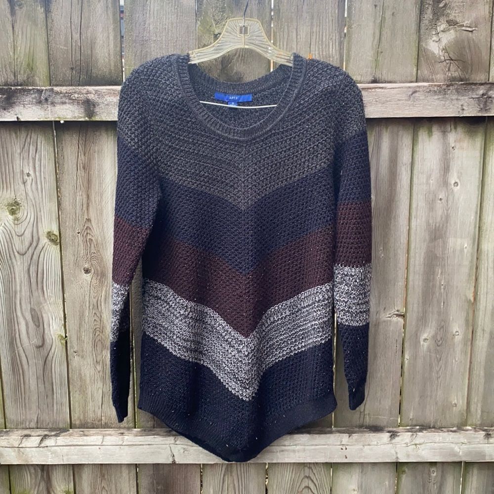 Apt.9 Colorblock sweater sz. M